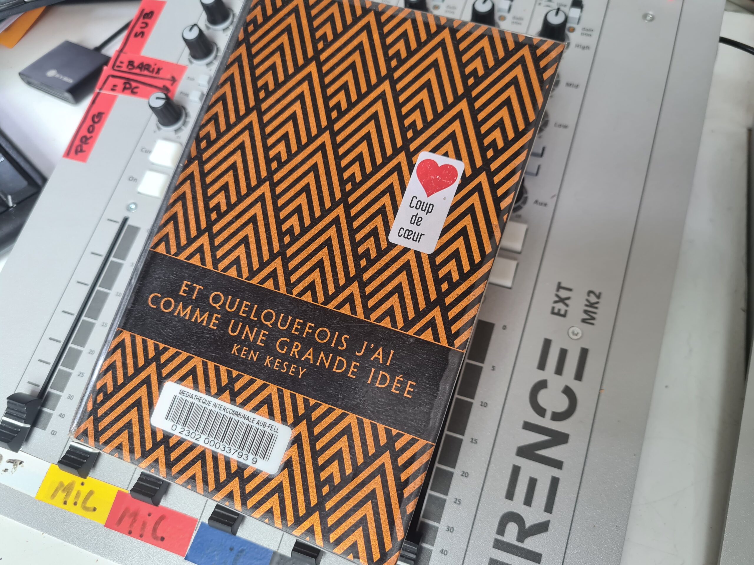 Couverture du livre Et quelquefois j'ai une grande idée de Ken Kessey